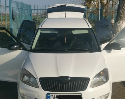 Белый Шкода Румстер, объемом двигателя 0 л и пробегом 214 тыс. км за 5750 $, фото 2 на Automoto.ua