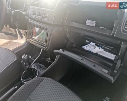 Белый Шкода Румстер, объемом двигателя 1.6 л и пробегом 214 тыс. км за 6000 $, фото 17 на Automoto.ua