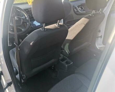 Белый Шкода Румстер, объемом двигателя 1.6 л и пробегом 214 тыс. км за 6000 $, фото 22 на Automoto.ua