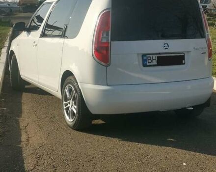 Белый Шкода Румстер, объемом двигателя 1.6 л и пробегом 214 тыс. км за 6000 $, фото 2 на Automoto.ua