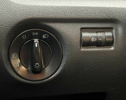 Белый Шкода Румстер, объемом двигателя 1.4 л и пробегом 194 тыс. км за 6200 $, фото 15 на Automoto.ua