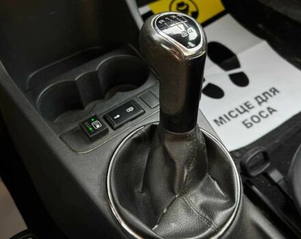 Белый Шкода Румстер, объемом двигателя 1.4 л и пробегом 194 тыс. км за 6200 $, фото 14 на Automoto.ua