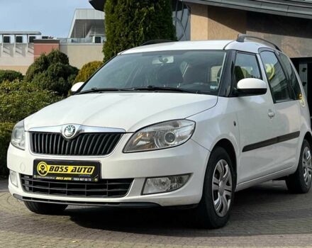 Белый Шкода Румстер, объемом двигателя 1.4 л и пробегом 194 тыс. км за 6200 $, фото 2 на Automoto.ua