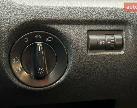 Белый Шкода Румстер, объемом двигателя 1.39 л и пробегом 194 тыс. км за 6200 $, фото 15 на Automoto.ua