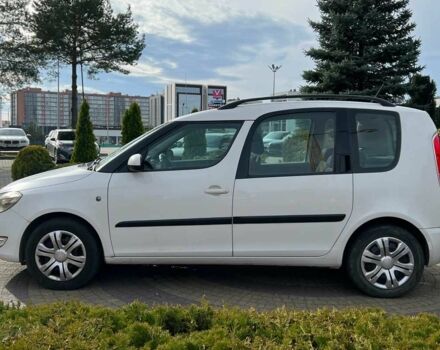 Белый Шкода Румстер, объемом двигателя 1.4 л и пробегом 194 тыс. км за 6200 $, фото 3 на Automoto.ua