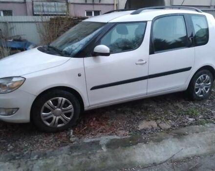 Белый Шкода Румстер, объемом двигателя 1.39 л и пробегом 195 тыс. км за 4999 $, фото 3 на Automoto.ua