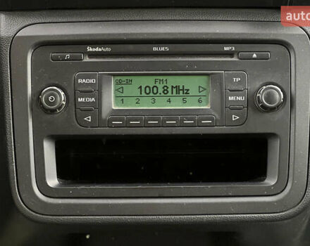 Белый Шкода Румстер, объемом двигателя 1.39 л и пробегом 194 тыс. км за 6200 $, фото 13 на Automoto.ua