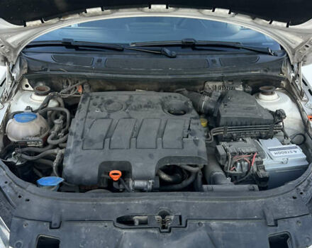 Білий Шкода Румстер, об'ємом двигуна 1.6 л та пробігом 300 тис. км за 6200 $, фото 11 на Automoto.ua