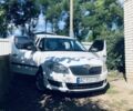 Белый Шкода Румстер, объемом двигателя 1.4 л и пробегом 286 тыс. км за 5000 $, фото 1 на Automoto.ua
