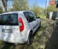 Белый Шкода Румстер, объемом двигателя 1.4 л и пробегом 215 тыс. км за 4800 $, фото 4 на Automoto.ua