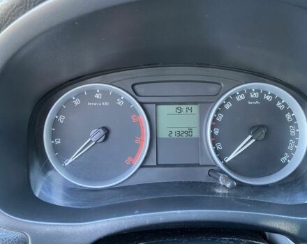 Белый Шкода Румстер, объемом двигателя 1.4 л и пробегом 215 тыс. км за 4800 $, фото 11 на Automoto.ua