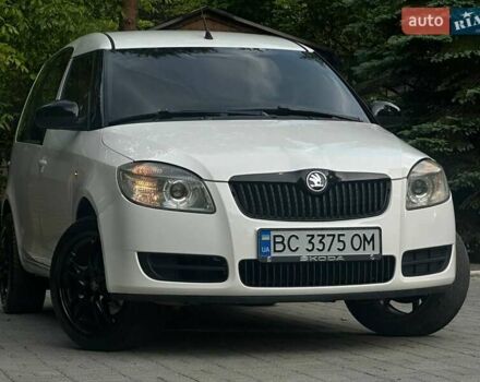 Білий Шкода Румстер, об'ємом двигуна 1.42 л та пробігом 243 тис. км за 4950 $, фото 9 на Automoto.ua