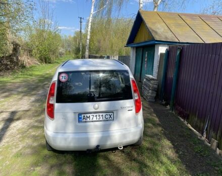 Белый Шкода Румстер, объемом двигателя 1.4 л и пробегом 215 тыс. км за 4800 $, фото 6 на Automoto.ua