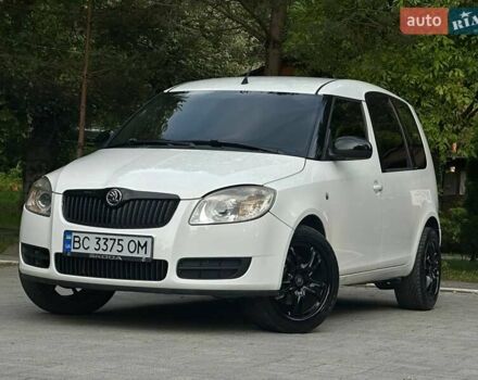 Білий Шкода Румстер, об'ємом двигуна 1.42 л та пробігом 243 тис. км за 4950 $, фото 1 на Automoto.ua