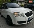 Білий Шкода Румстер, об'ємом двигуна 1.42 л та пробігом 243 тис. км за 4950 $, фото 8 на Automoto.ua