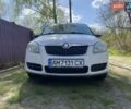 Белый Шкода Румстер, объемом двигателя 1.4 л и пробегом 215 тыс. км за 4800 $, фото 6 на Automoto.ua