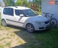 Белый Шкода Румстер, объемом двигателя 1.39 л и пробегом 300 тыс. км за 5000 $, фото 1 на Automoto.ua