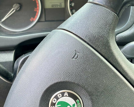 Білий Шкода Румстер, об'ємом двигуна 1.39 л та пробігом 189 тис. км за 5500 $, фото 7 на Automoto.ua