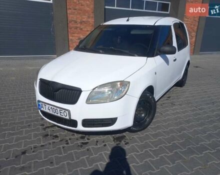 Білий Шкода Румстер, об'ємом двигуна 1.4 л та пробігом 299 тис. км за 3000 $, фото 1 на Automoto.ua
