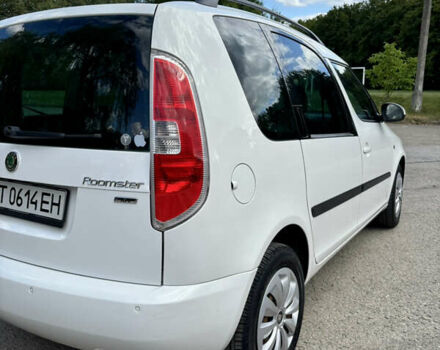 Білий Шкода Румстер, об'ємом двигуна 1.39 л та пробігом 189 тис. км за 5500 $, фото 3 на Automoto.ua