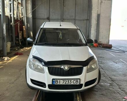 Білий Шкода Румстер, об'ємом двигуна 1.4 л та пробігом 239 тис. км за 4000 $, фото 4 на Automoto.ua