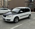 Белый Шкода Румстер, объемом двигателя 1.4 л и пробегом 270 тыс. км за 5200 $, фото 1 на Automoto.ua