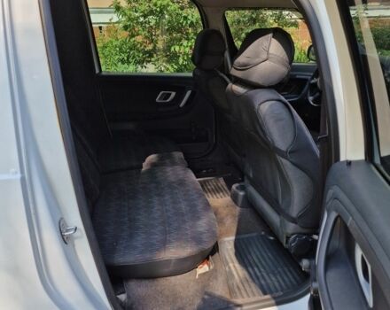 Білий Шкода Румстер, об'ємом двигуна 1.4 л та пробігом 239 тис. км за 4000 $, фото 13 на Automoto.ua