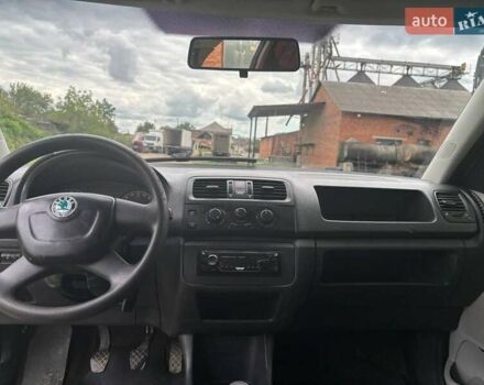Белый Шкода Румстер, объемом двигателя 1.4 л и пробегом 298 тыс. км за 2600 $, фото 2 на Automoto.ua
