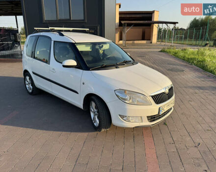 Белый Шкода Румстер, объемом двигателя 1.6 л и пробегом 270 тыс. км за 5699 $, фото 4 на Automoto.ua
