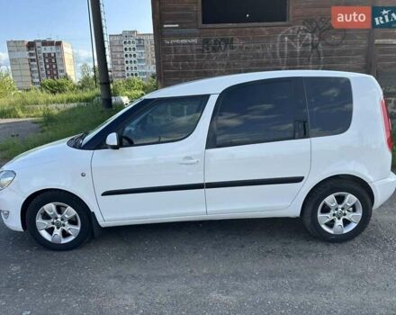 Белый Шкода Румстер, объемом двигателя 1.6 л и пробегом 242 тыс. км за 5300 $, фото 1 на Automoto.ua