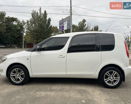 Белый Шкода Румстер, объемом двигателя 1.6 л и пробегом 214 тыс. км за 5350 $, фото 3 на Automoto.ua