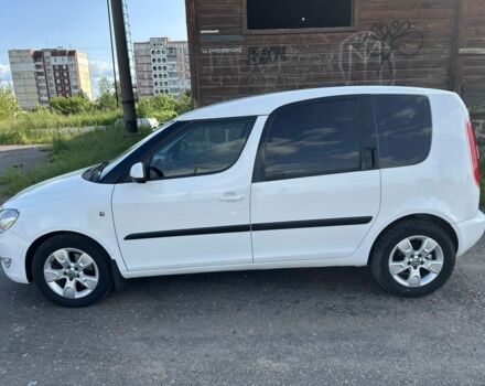 Белый Шкода Румстер, объемом двигателя 1.6 л и пробегом 242 тыс. км за 5300 $, фото 1 на Automoto.ua