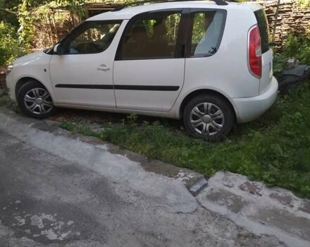 Білий Шкода Румстер, об'ємом двигуна 1.4 л та пробігом 195 тис. км за 6000 $, фото 1 на Automoto.ua