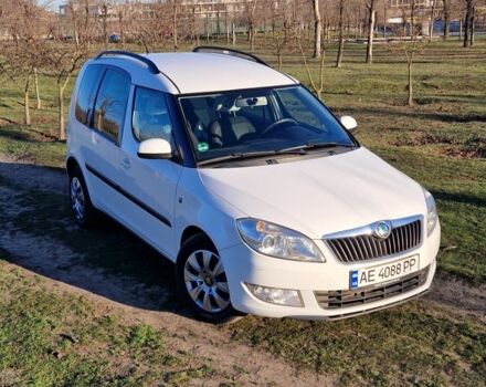 Белый Шкода Румстер, объемом двигателя 1.6 л и пробегом 237 тыс. км за 6500 $, фото 21 на Automoto.ua