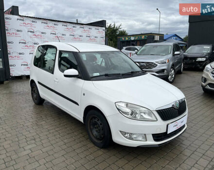 Белый Шкода Румстер, объемом двигателя 1.2 л и пробегом 147 тыс. км за 6400 $, фото 5 на Automoto.ua