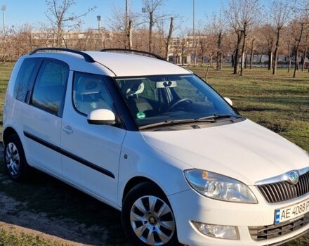 Белый Шкода Румстер, объемом двигателя 1.6 л и пробегом 237 тыс. км за 6500 $, фото 20 на Automoto.ua