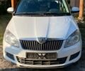 Белый Шкода Румстер, объемом двигателя 1.6 л и пробегом 211 тыс. км за 3500 $, фото 1 на Automoto.ua