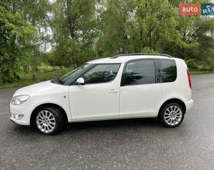 Белый Шкода Румстер, объемом двигателя 1.6 л и пробегом 260 тыс. км за 7700 $, фото 4 на Automoto.ua