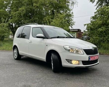 Белый Шкода Румстер, объемом двигателя 1.6 л и пробегом 260 тыс. км за 7700 $, фото 5 на Automoto.ua