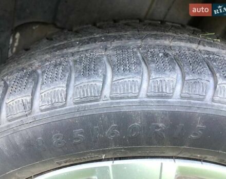Белый Шкода Румстер, объемом двигателя 1.2 л и пробегом 253 тыс. км за 6100 $, фото 22 на Automoto.ua