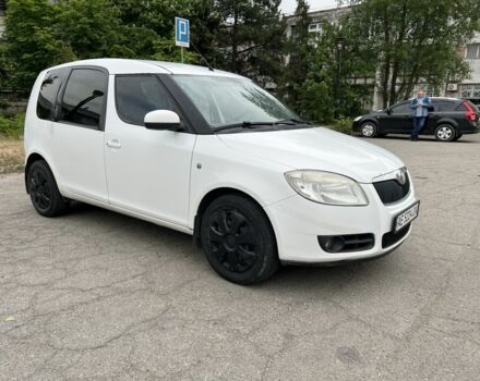 Білий Шкода Румстер, об'ємом двигуна 1.4 л та пробігом 300 тис. км за 1900 $, фото 1 на Automoto.ua