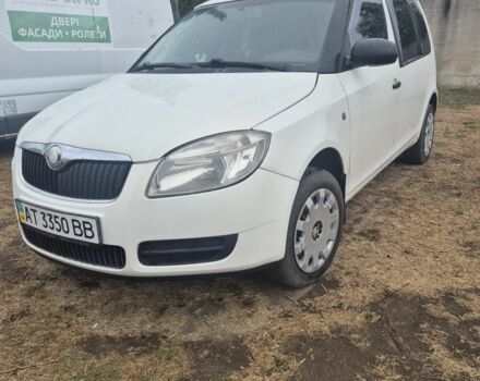 Белый Шкода Румстер, объемом двигателя 1.4 л и пробегом 240 тыс. км за 4350 $, фото 1 на Automoto.ua