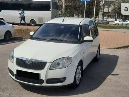 Шкода Румстер 2008 в Виннице на Automoto.ua Белый Шкода Румстер, объемом двигателя 1.6 л и пробегом 371 тыс. км за 5700 $, фото 1 на Automoto.ua