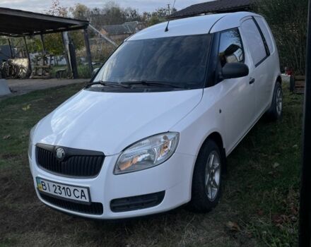 Шкода Румстер 2008 в Лубнах на Automoto.ua Белый Шкода Румстер, объемом двигателя 1.4 л и пробегом 422 тыс. км за 4000 $, фото 1 на Automoto.ua