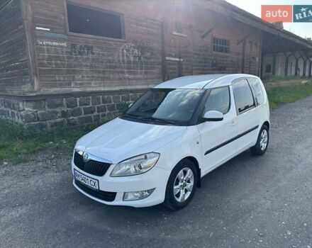 Белый Шкода Румстер, объемом двигателя 1.6 л и пробегом 242 тыс. км за 5300 $, фото 1 на Automoto.ua