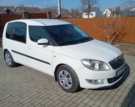 Белый Шкода Румстер, объемом двигателя 1.4 л и пробегом 314 тыс. км за 3500 $, фото 1 на Automoto.ua