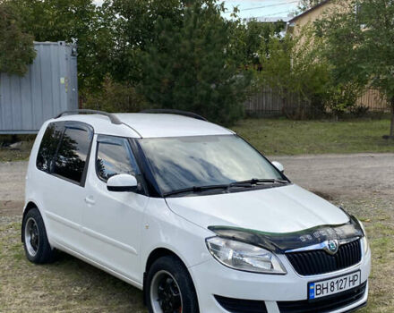 Белый Шкода Румстер, объемом двигателя 1.6 л и пробегом 250 тыс. км за 4800 $, фото 1 на Automoto.ua