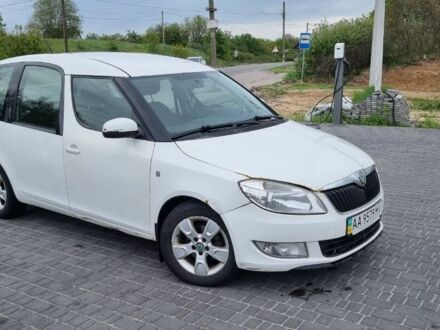 Шкода Румстер 2012 в Фастове на Automoto.ua Белый Шкода Румстер, объемом двигателя 1.4 л и пробегом 412 тыс. км за 3800 $, фото 1 на Automoto.ua