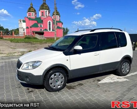 Белый Шкода Румстер, объемом двигателя 1.2 л и пробегом 190 тыс. км за 6900 $, фото 1 на Automoto.ua