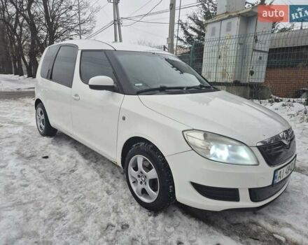 Белый Шкода Румстер, объемом двигателя 1.6 л и пробегом 347 тыс. км за 6999 $, фото 1 на Automoto.ua